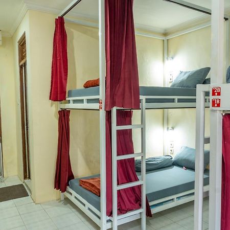 Maharani Hostel Убуд Экстерьер фото